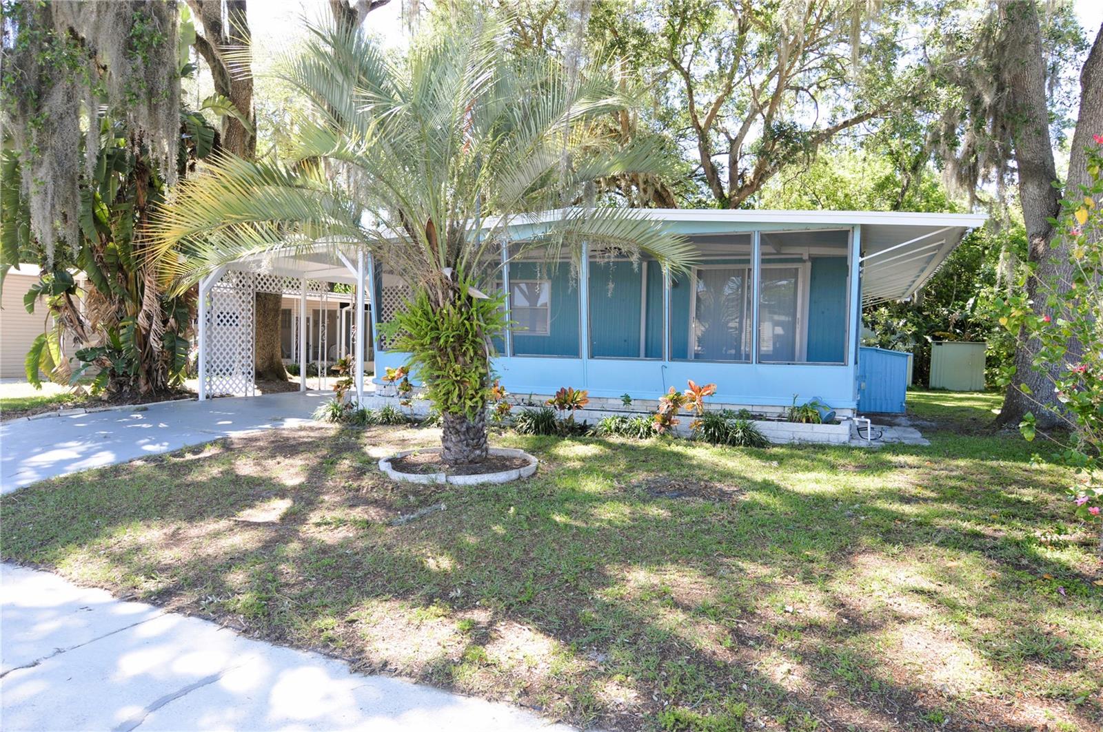 TB8369917 Property Photo