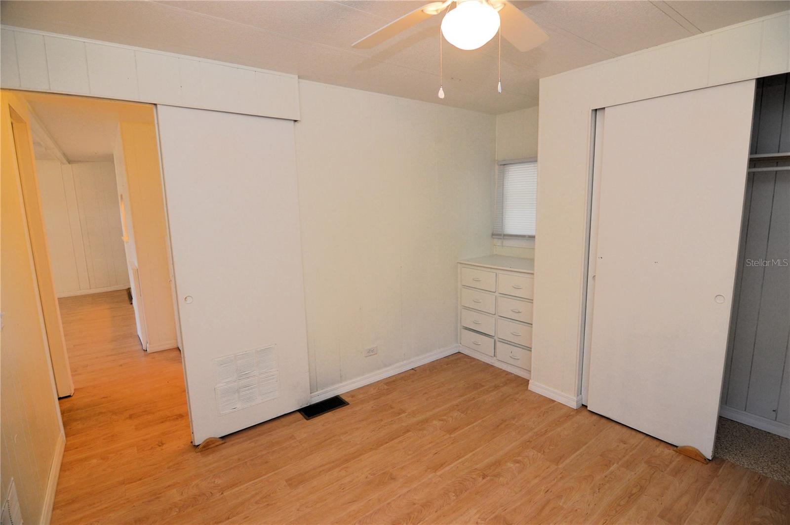 TB8369917 Property Photo