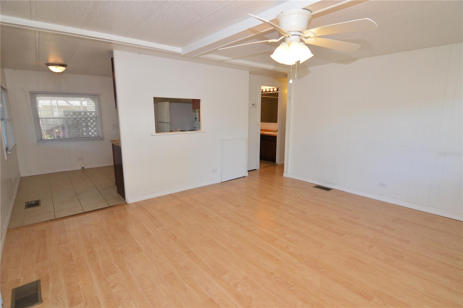 TB8369917 Property Photo