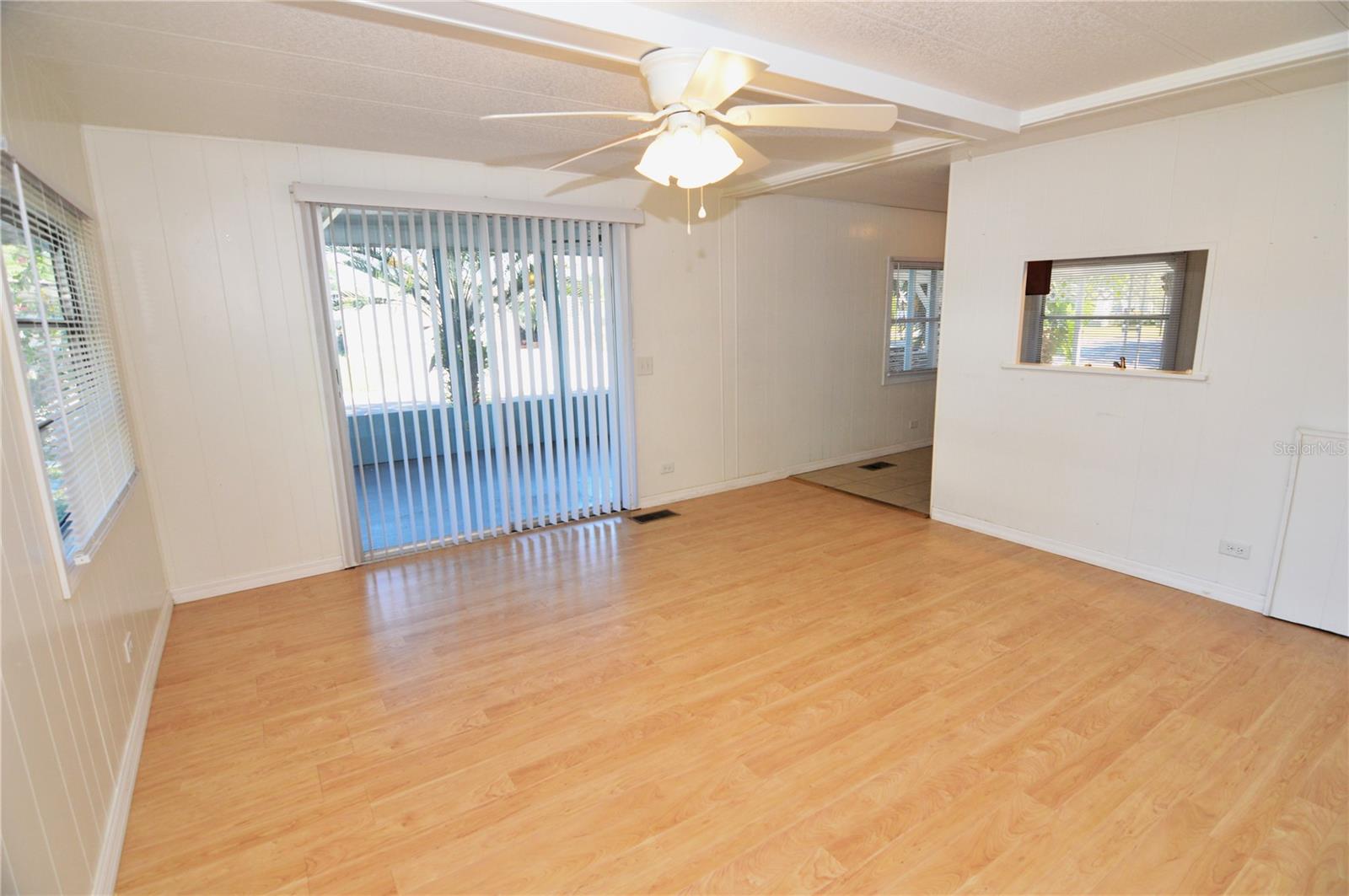 TB8369917 Property Photo