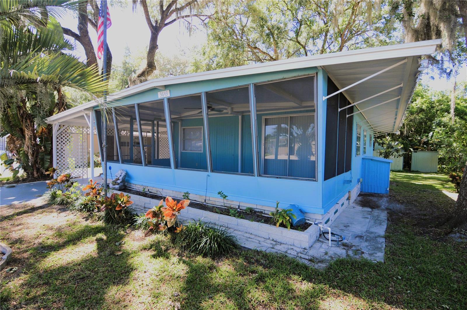 TB8369917 Property Photo