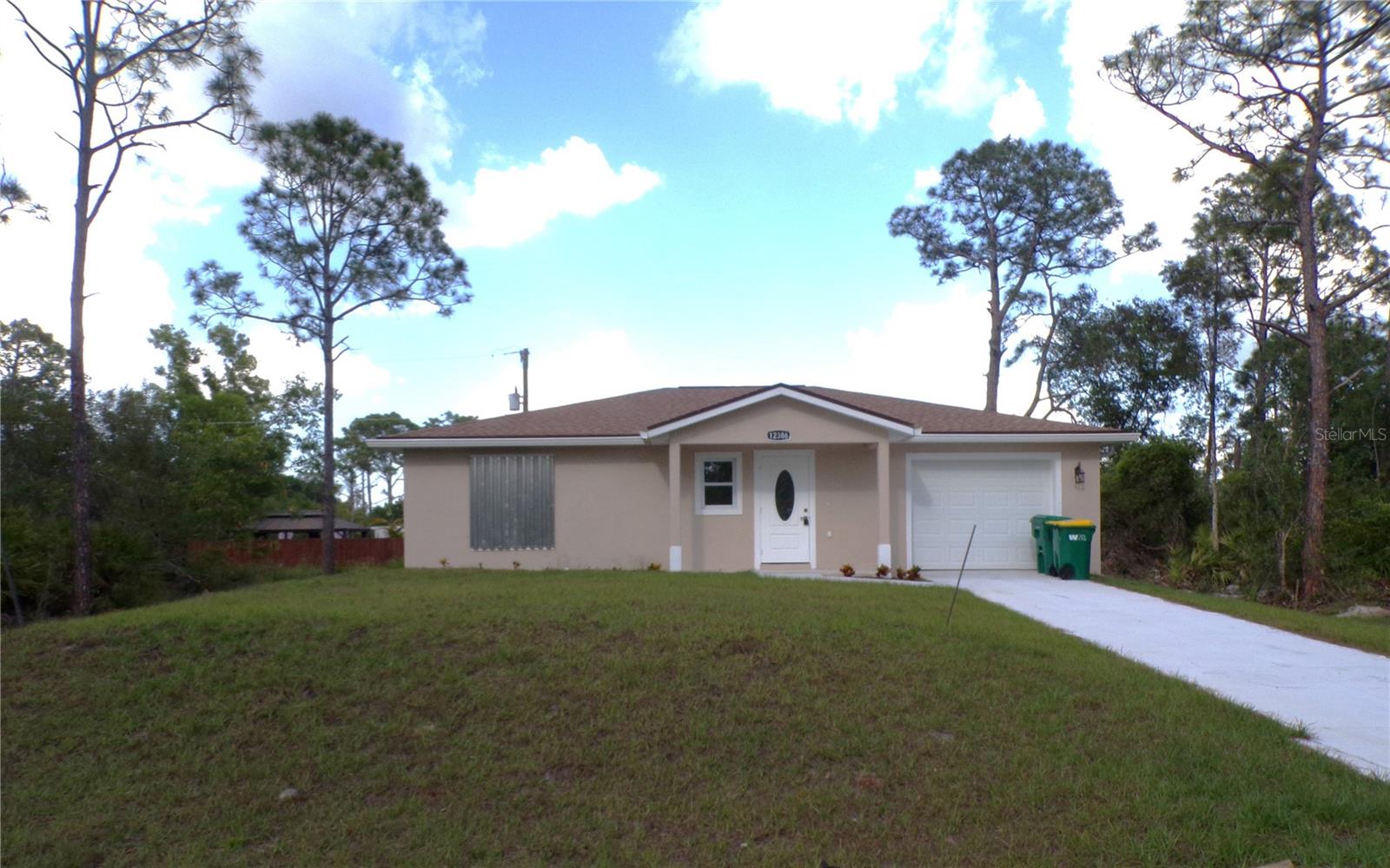 12386 AVIGNON AVE, PUNTA GORDA, FL, 33955
