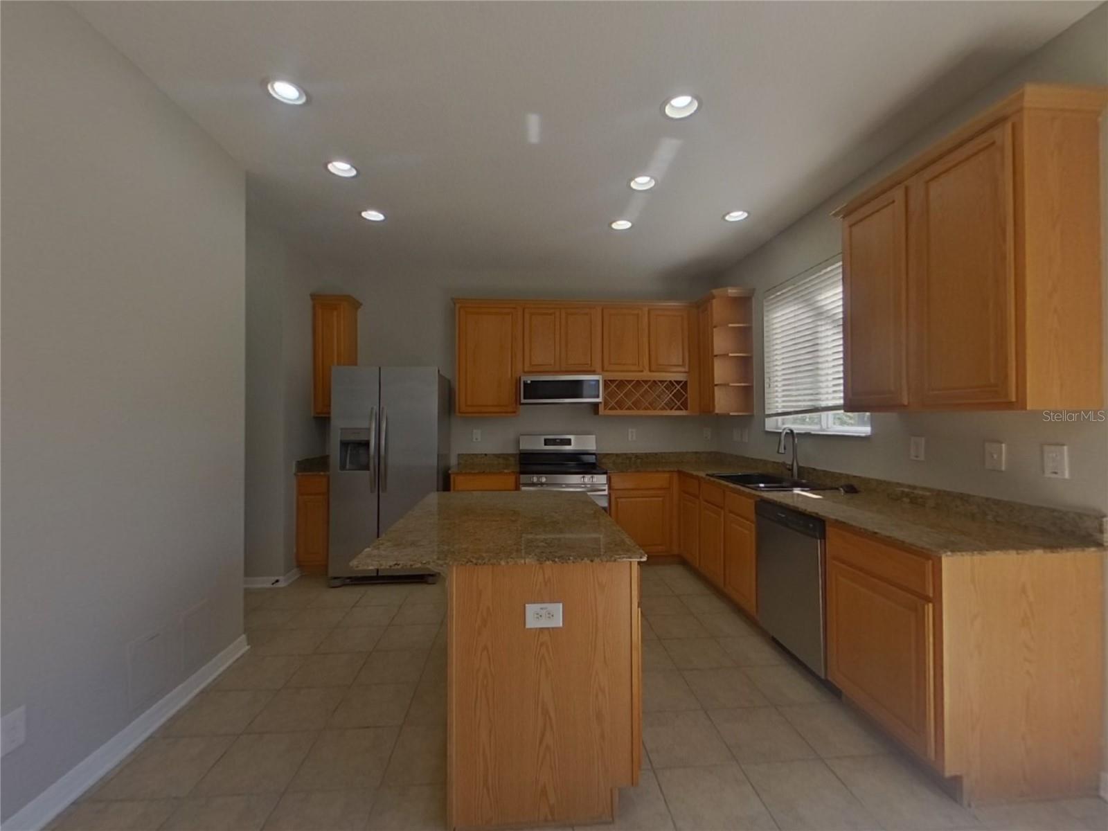 7222 BRIDGEVIEW DR, WESLEY CHAPEL, FL, 33545