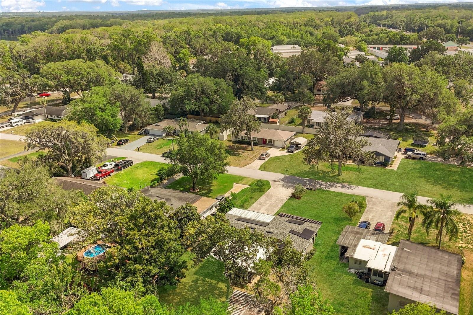 4251 MAGNOLIA AVE, LEESBURG, FL, 34748