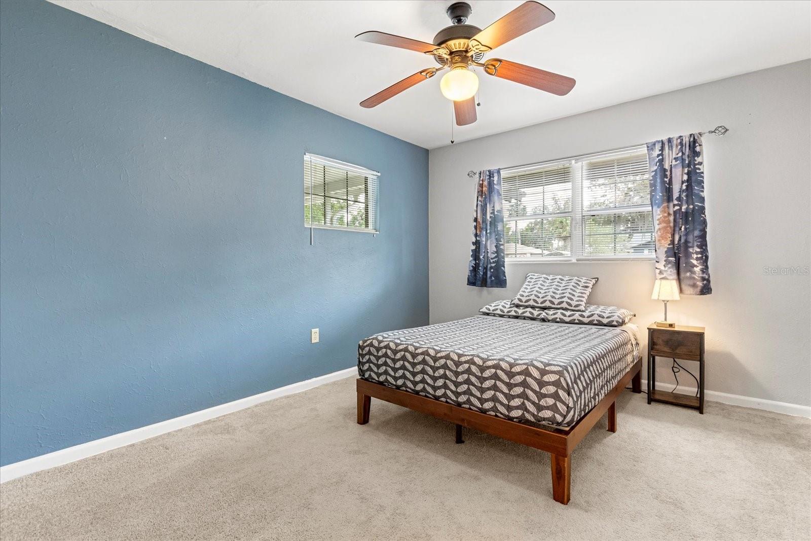 4251 MAGNOLIA AVE, LEESBURG, FL, 34748