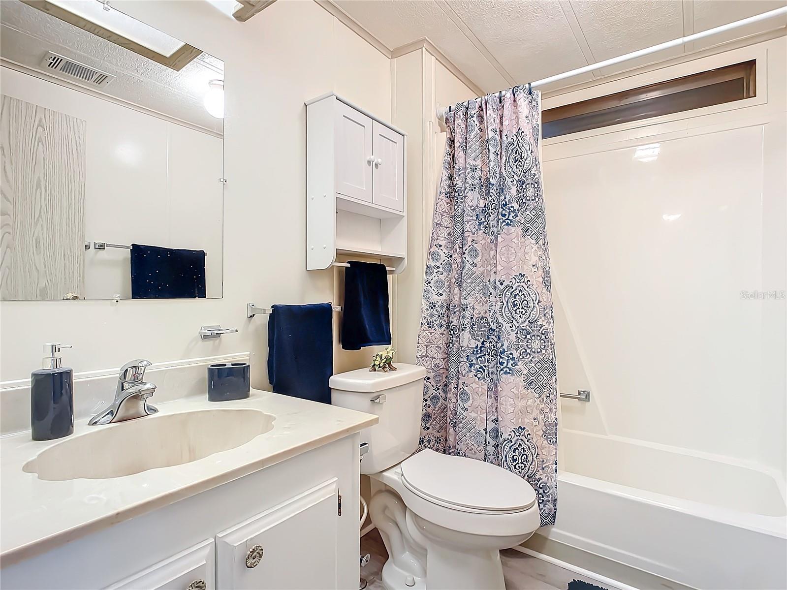 807 SWALLOW LN, OSTEEN, FL, 32764