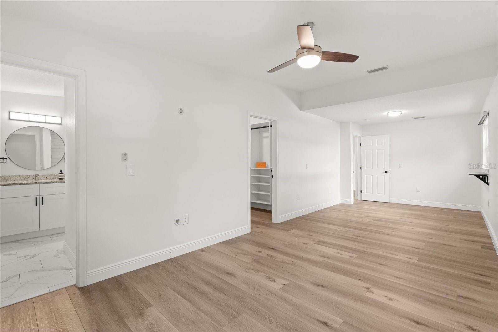 4246 CLARINDA ST, ORLANDO, FL, 32811