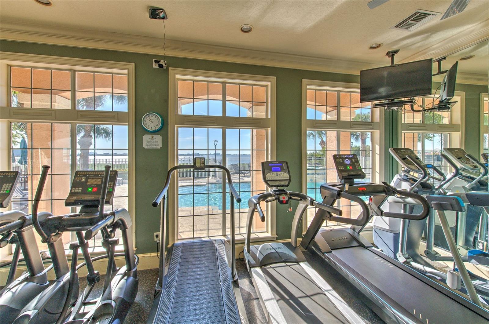 3312 BAY CLUB CIR #3312, TAMPA, FL, 33607