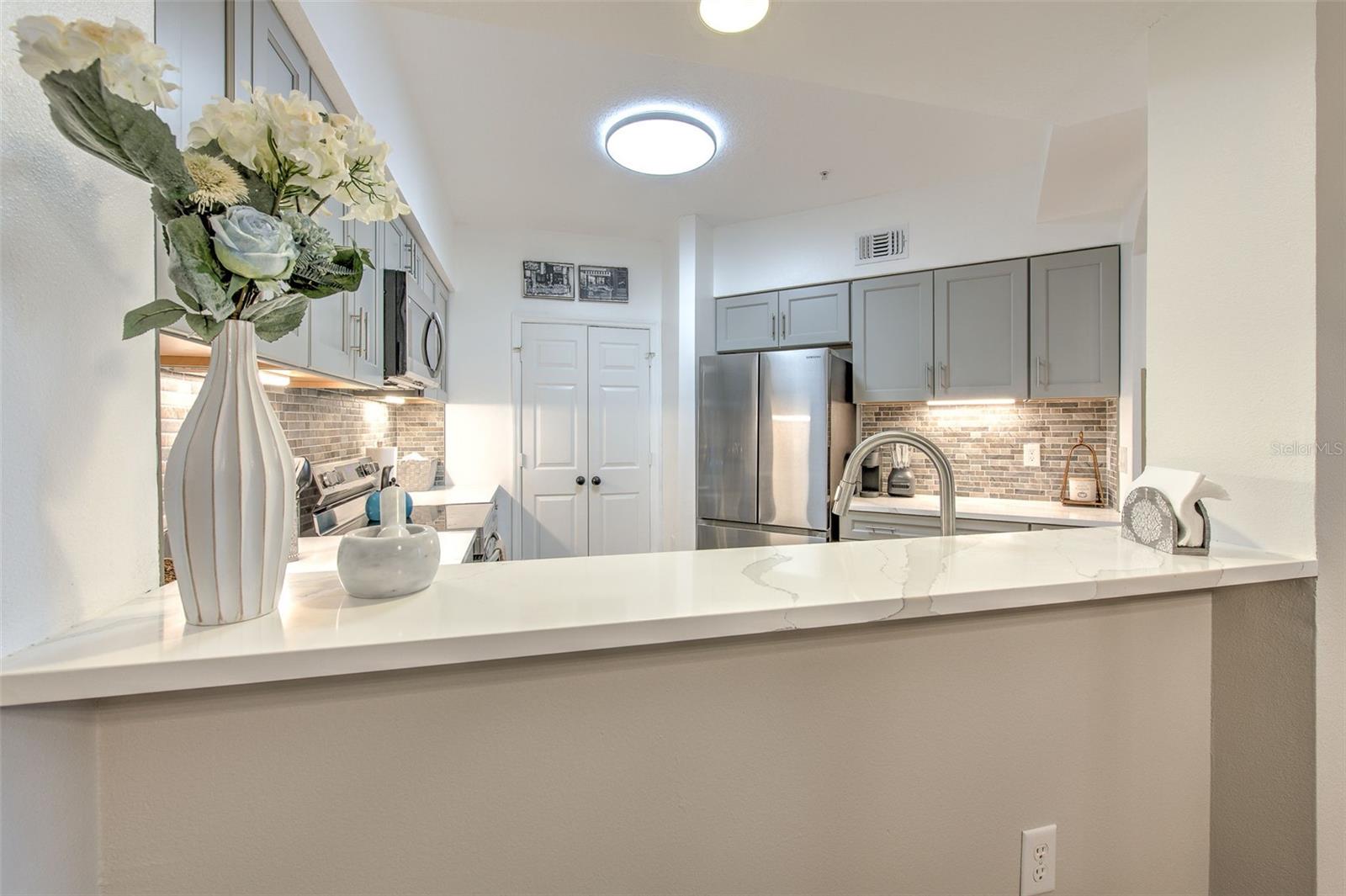 3312 BAY CLUB CIR #3312, TAMPA, FL, 33607