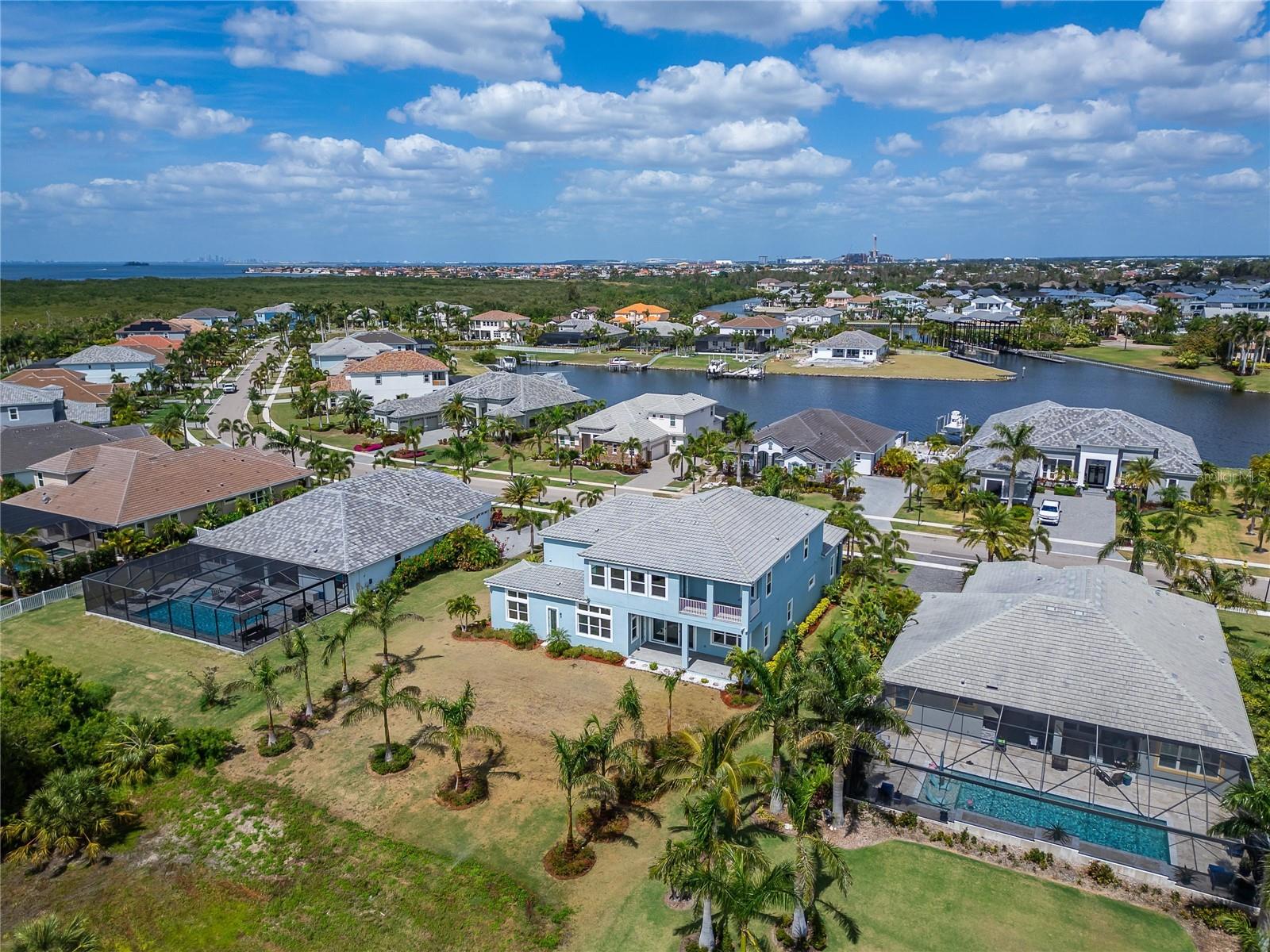 814 MANNS HARBOR DR, APOLLO BEACH, FL, 33572