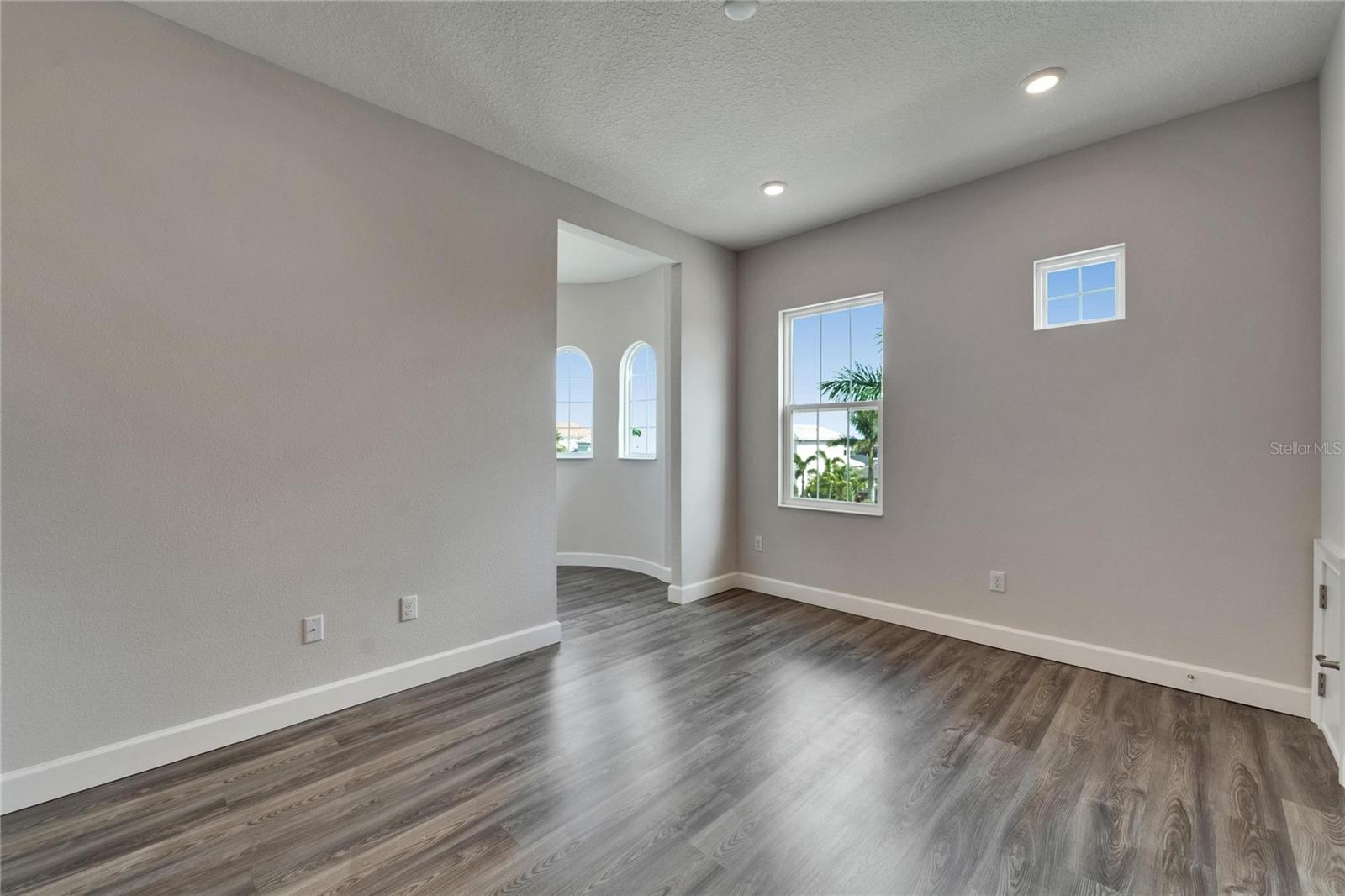 814 MANNS HARBOR DR, APOLLO BEACH, FL, 33572