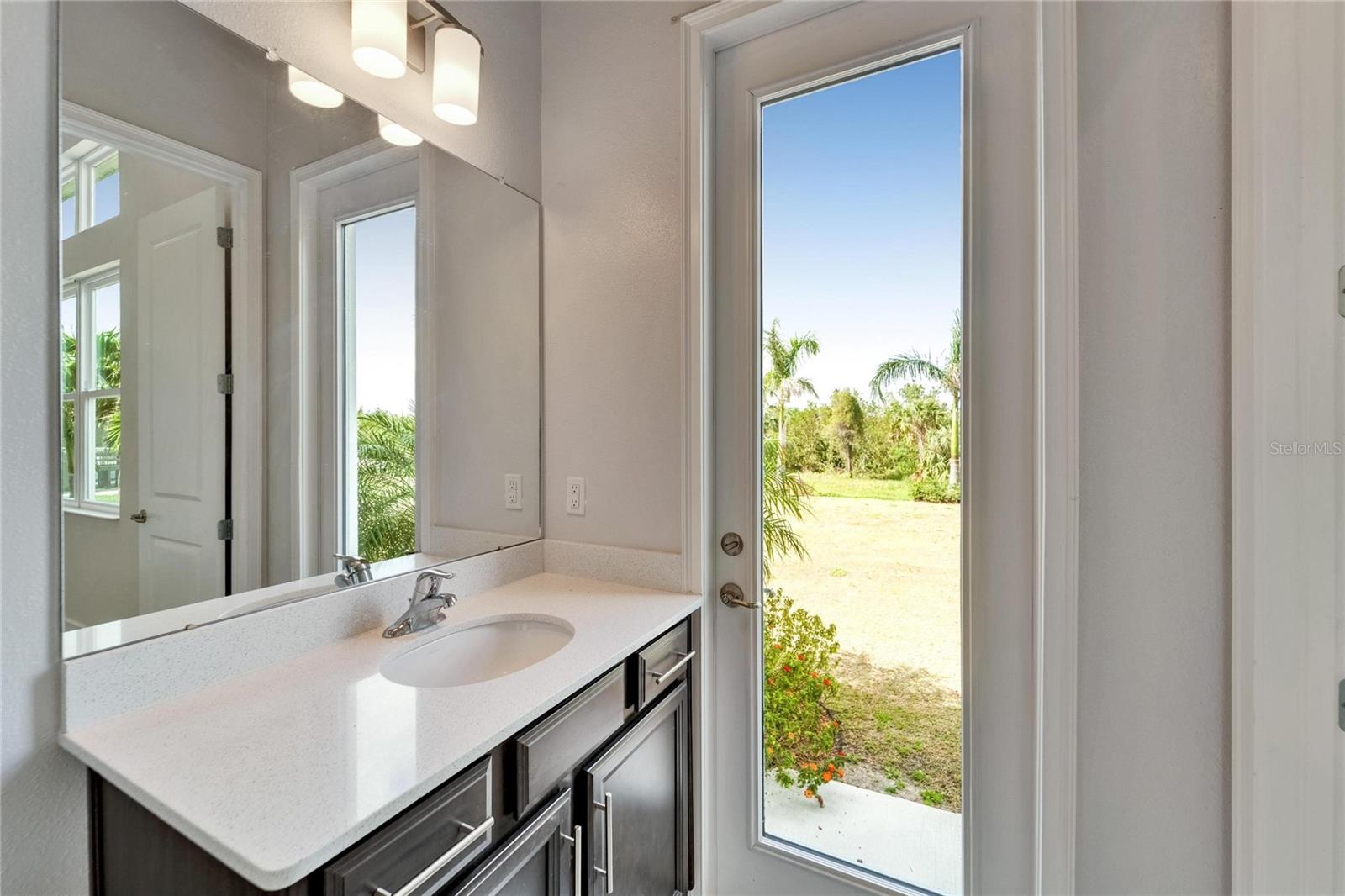 814 MANNS HARBOR DR, APOLLO BEACH, FL, 33572