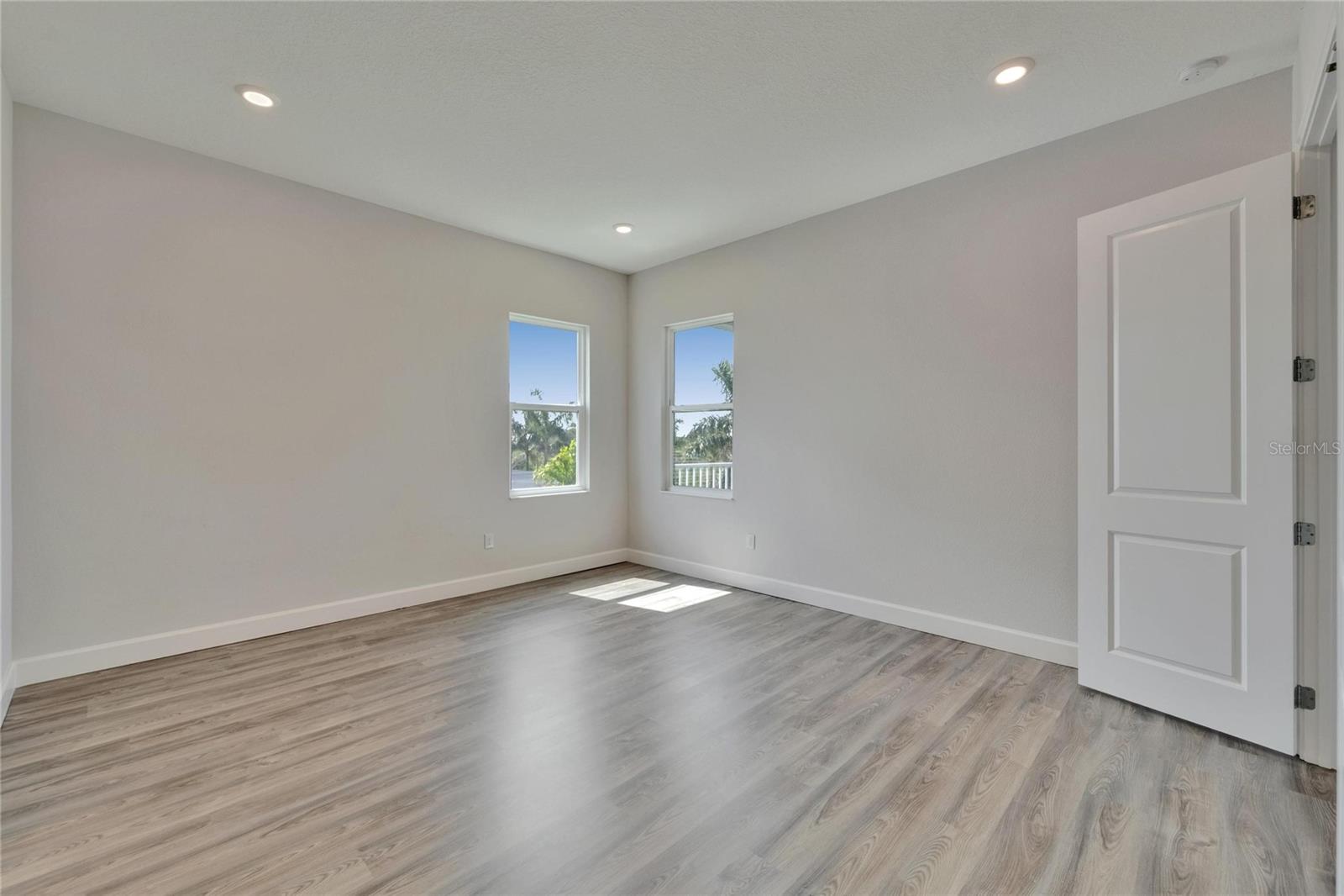 814 MANNS HARBOR DR, APOLLO BEACH, FL, 33572