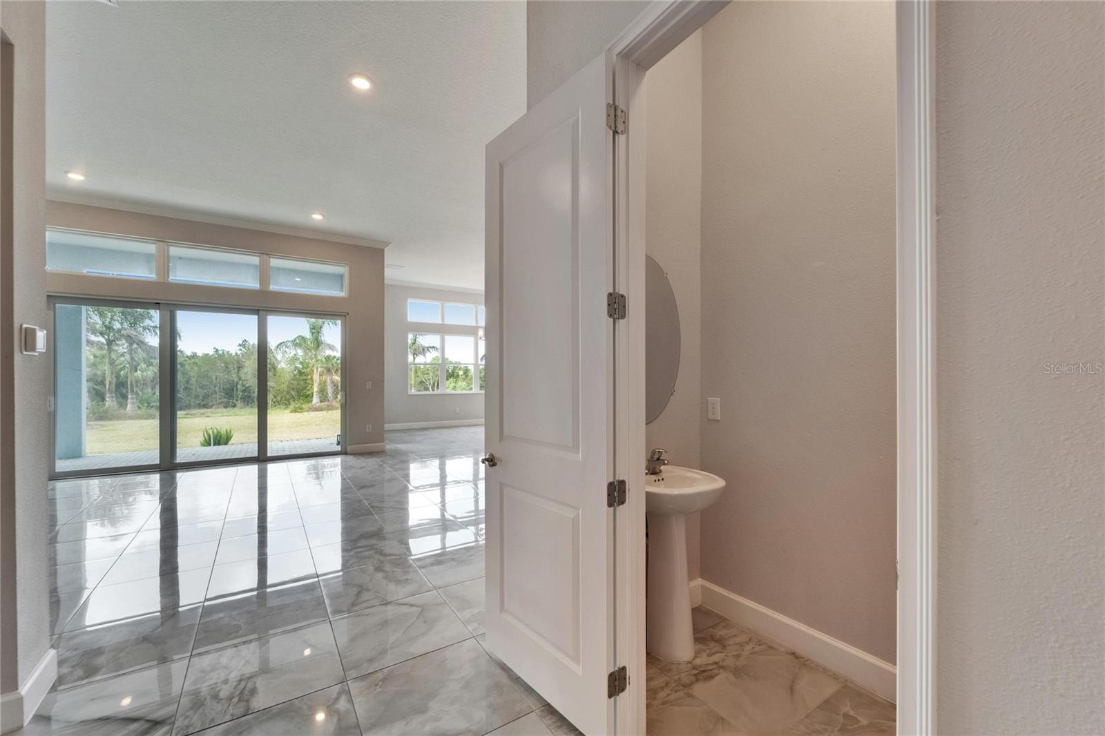 814 MANNS HARBOR DR, APOLLO BEACH, FL, 33572