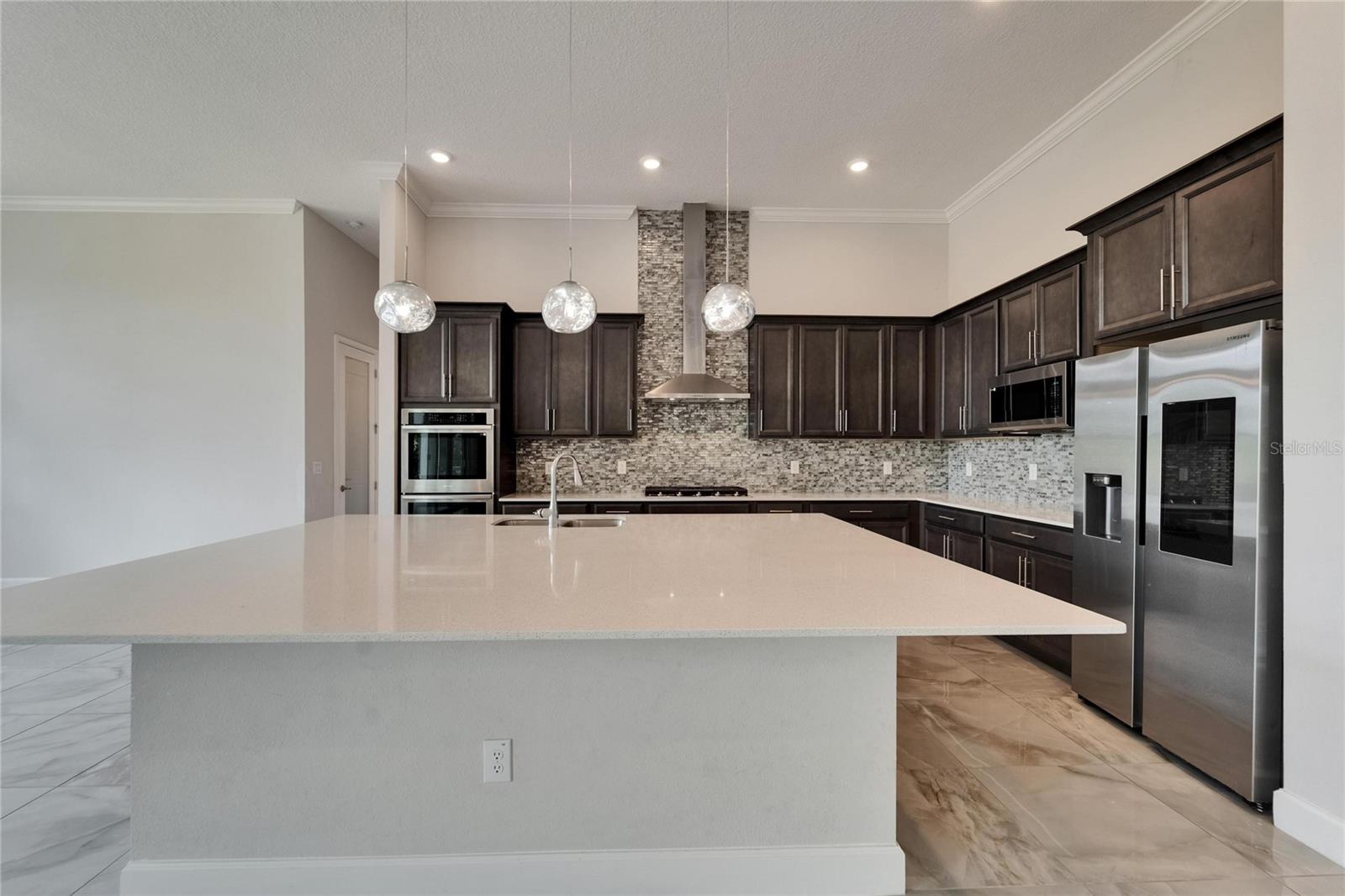 814 MANNS HARBOR DR, APOLLO BEACH, FL, 33572