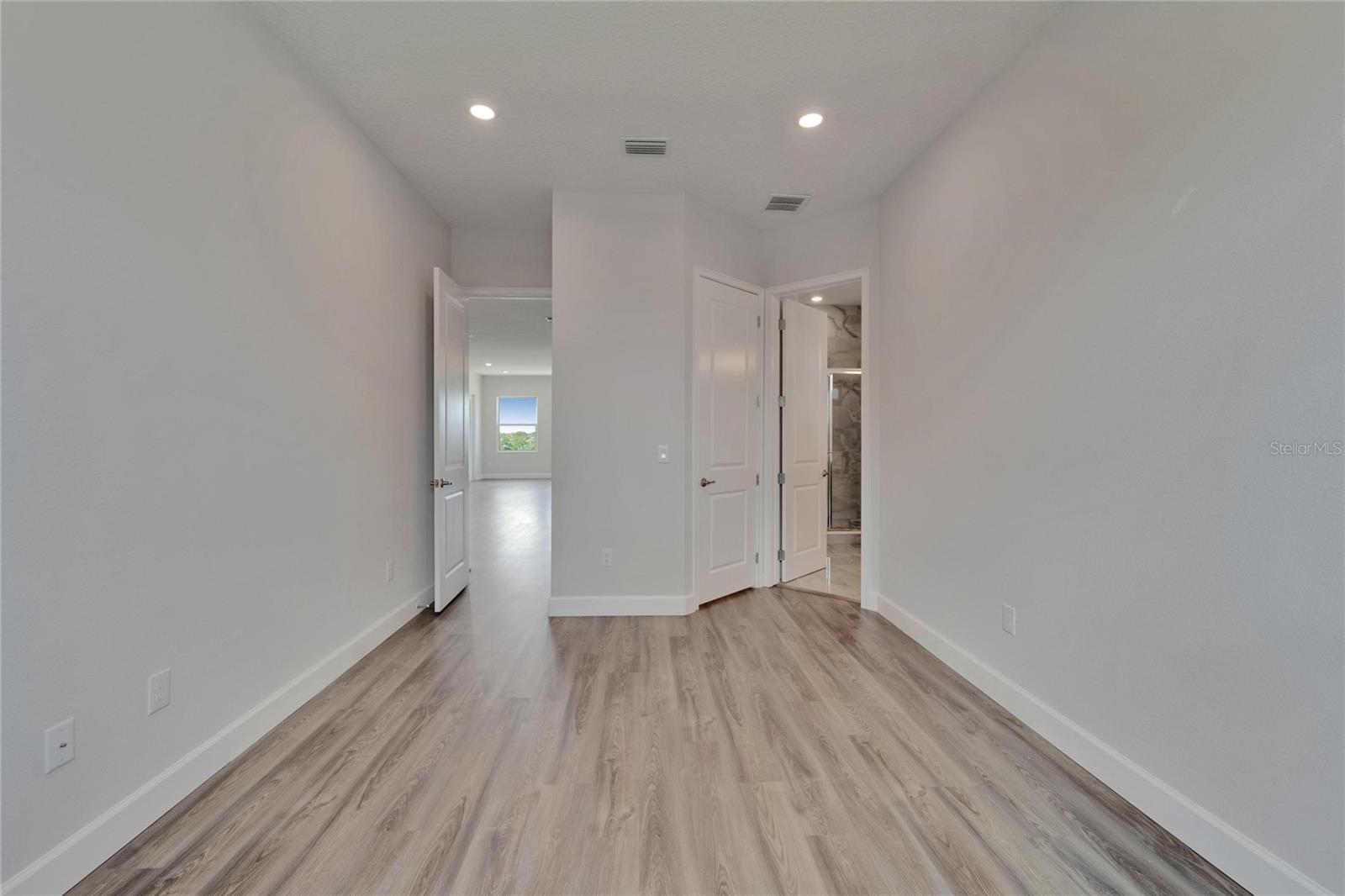 814 MANNS HARBOR DR, APOLLO BEACH, FL, 33572
