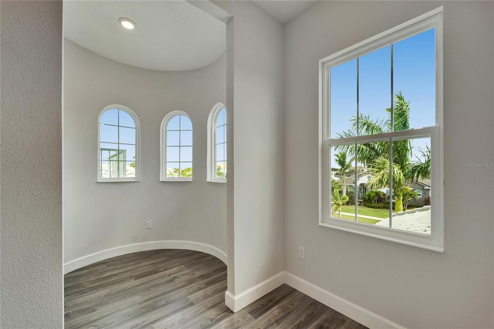 814 MANNS HARBOR DR, APOLLO BEACH, FL, 33572