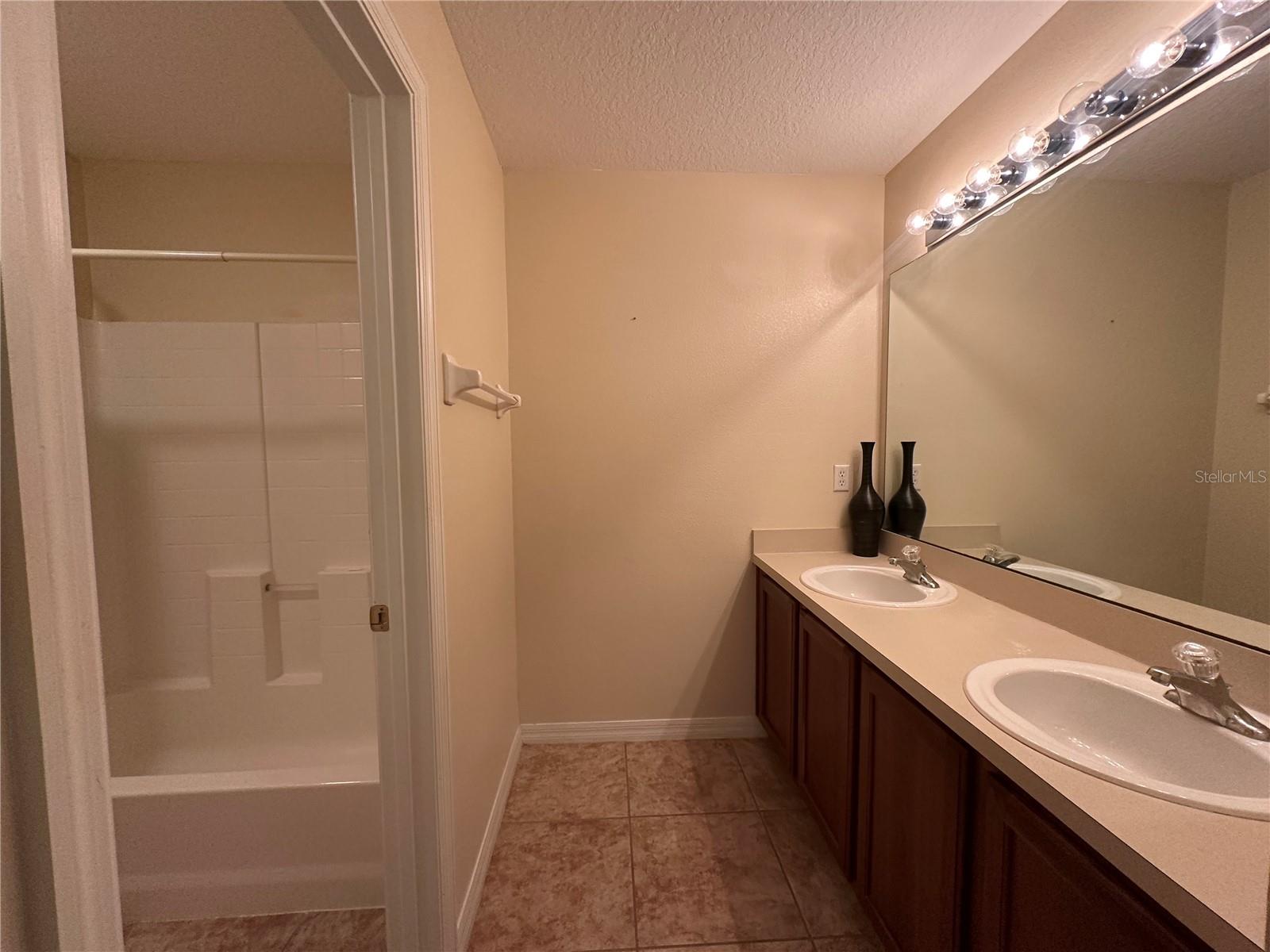2136 SHADOW CREEK DR, KISSIMMEE, FL, 34746