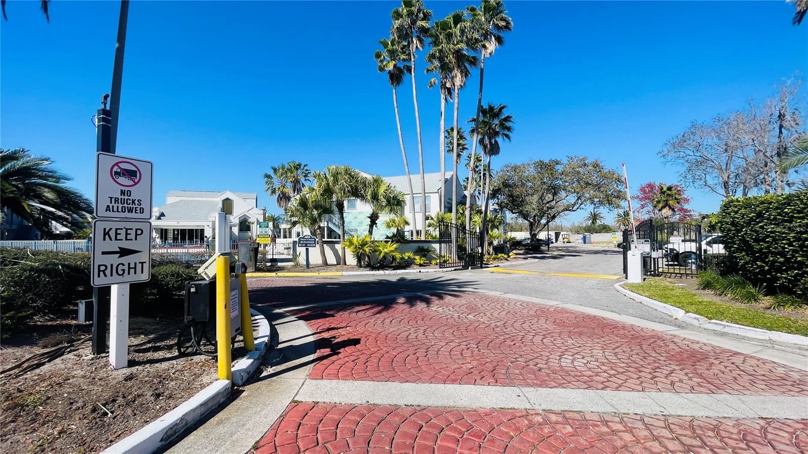 2536 WOODGATE BLVD #104, ORLANDO, FL, 32822