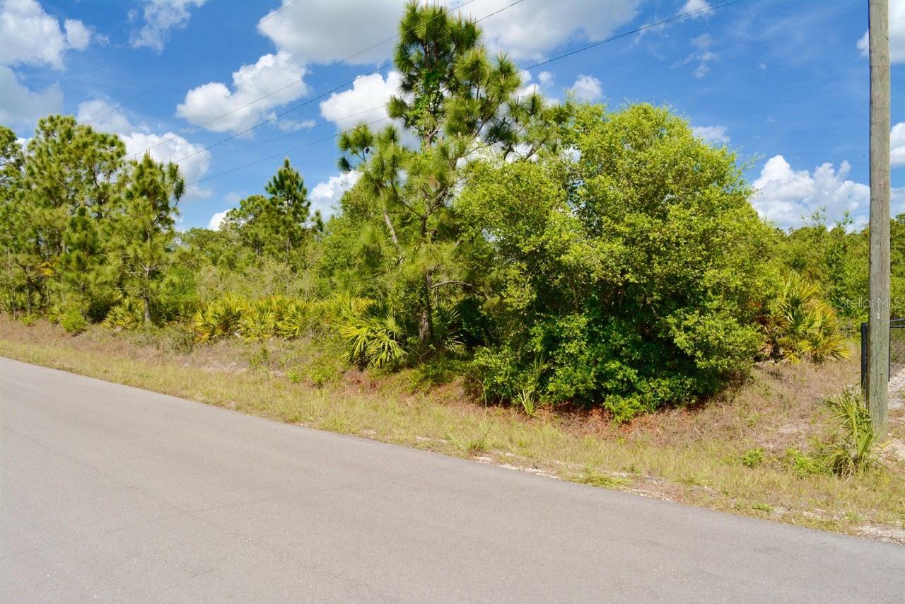 1510 PINE AVE, LEHIGH ACRES, FL, 33972