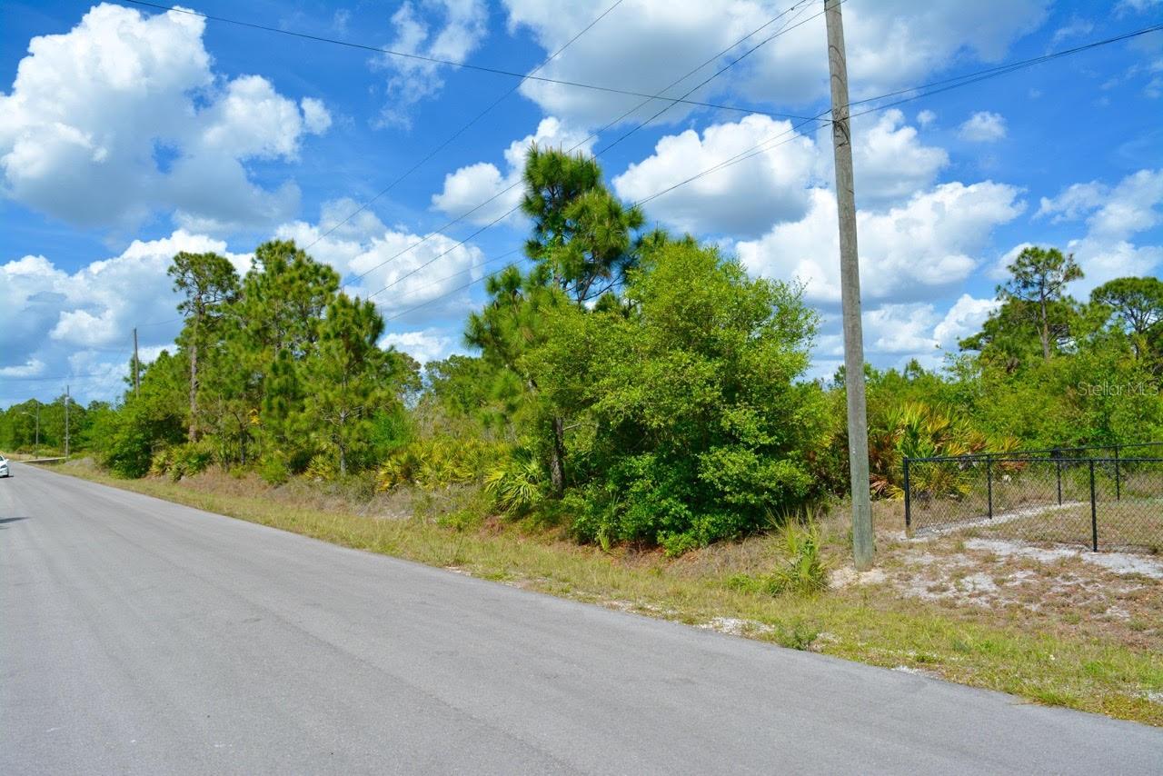 1510 PINE AVE, LEHIGH ACRES, FL, 33972
