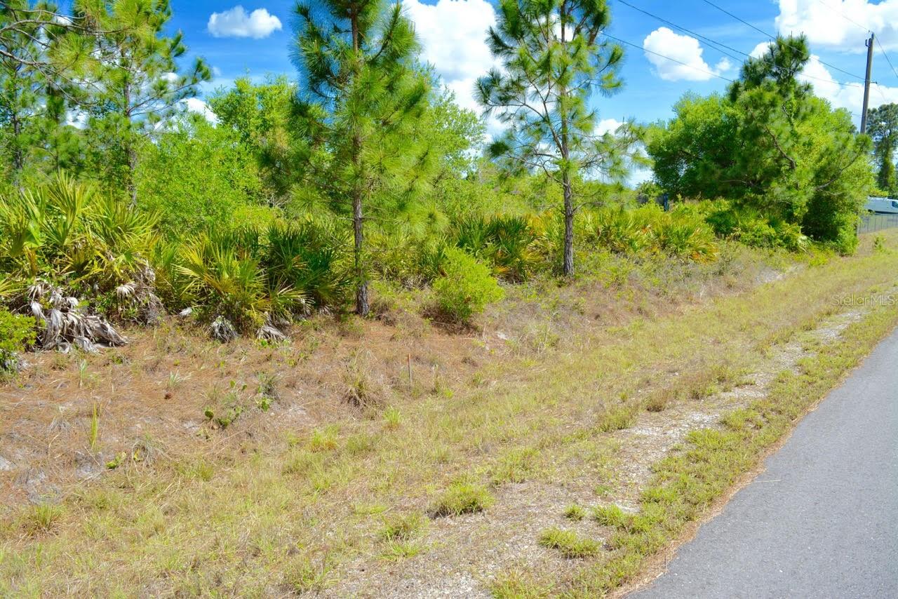 1510 PINE AVE, LEHIGH ACRES, FL, 33972