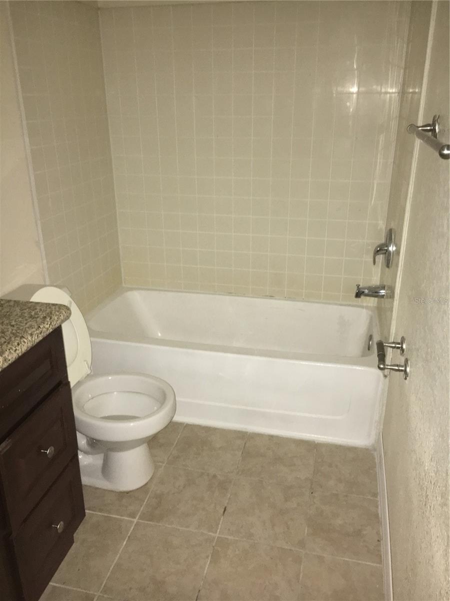 5148 CONROY RD #1216, ORLANDO, FL, 32811