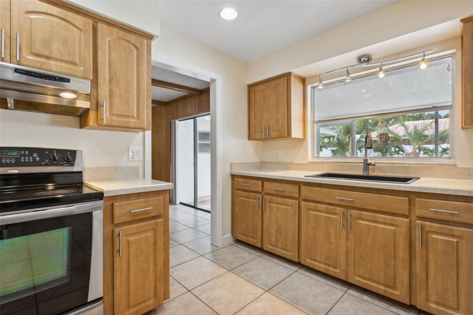 3994 IRMA SHORES DR, ORLANDO, FL, 32817
