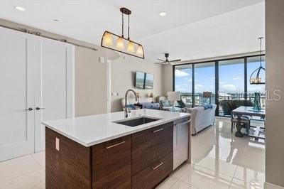 100 1ST AVE N #2606, ST PETERSBURG, FL, 33701