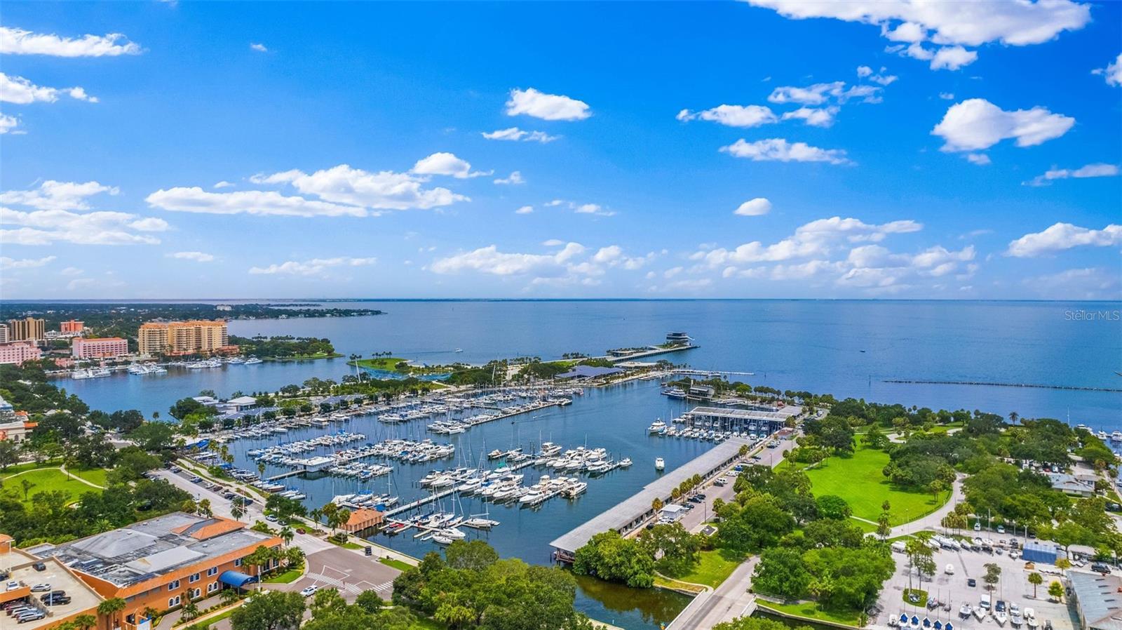 100 1ST AVE N #2606, ST PETERSBURG, FL, 33701