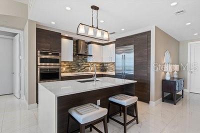 100 1ST AVE N #2606, ST PETERSBURG, FL, 33701