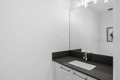 100 1ST AVE N #2606, ST PETERSBURG, FL, 33701