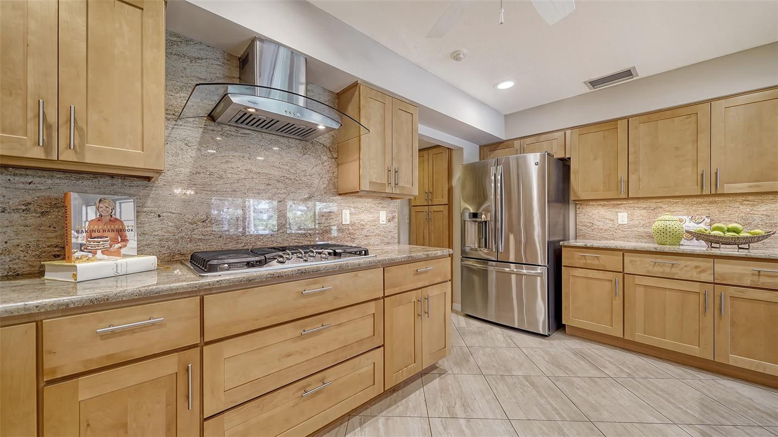 5458 GOLF POINTE DR, SARASOTA, FL, 34243