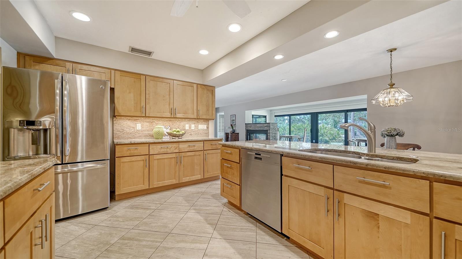 5458 GOLF POINTE DR, SARASOTA, FL, 34243