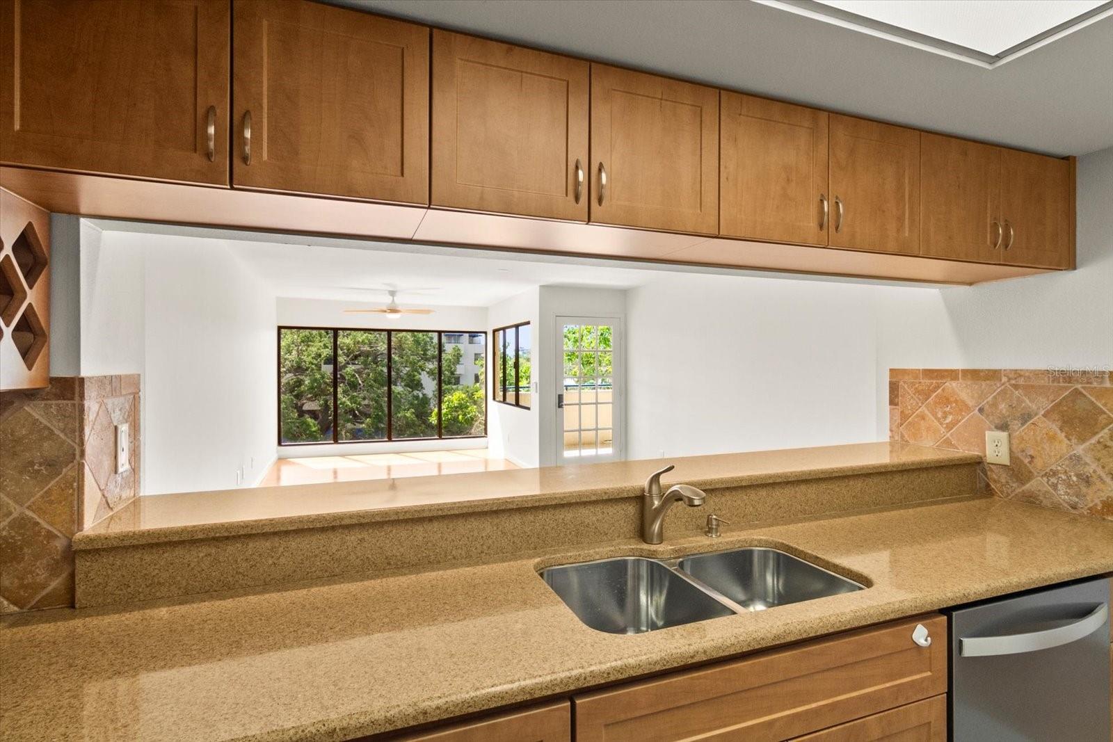 825 S OSPREY AVE #302, SARASOTA, FL, 34236