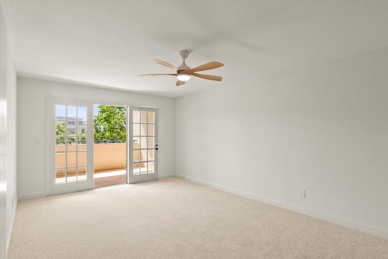 825 S OSPREY AVE #302, SARASOTA, FL, 34236