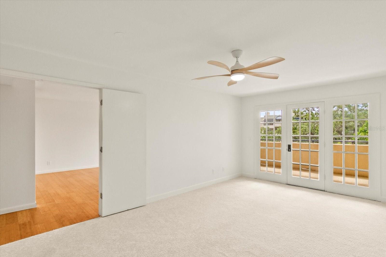 825 S OSPREY AVE #302, SARASOTA, FL, 34236