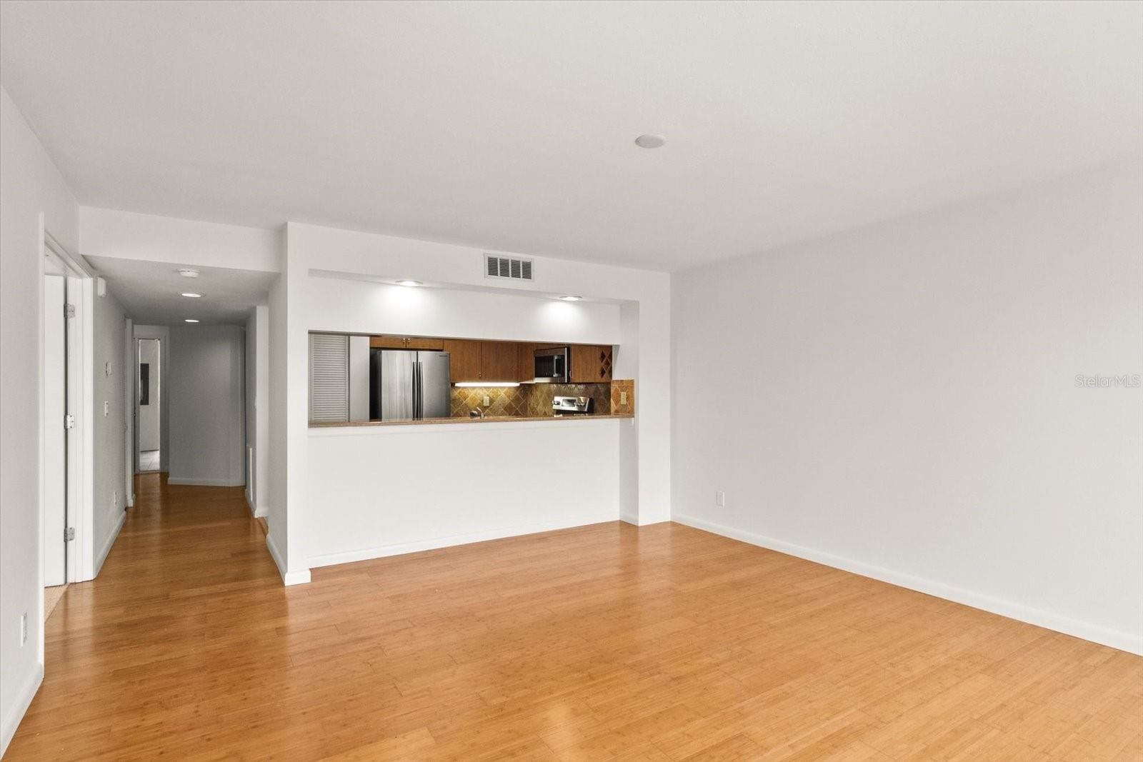 825 S OSPREY AVE #302, SARASOTA, FL, 34236