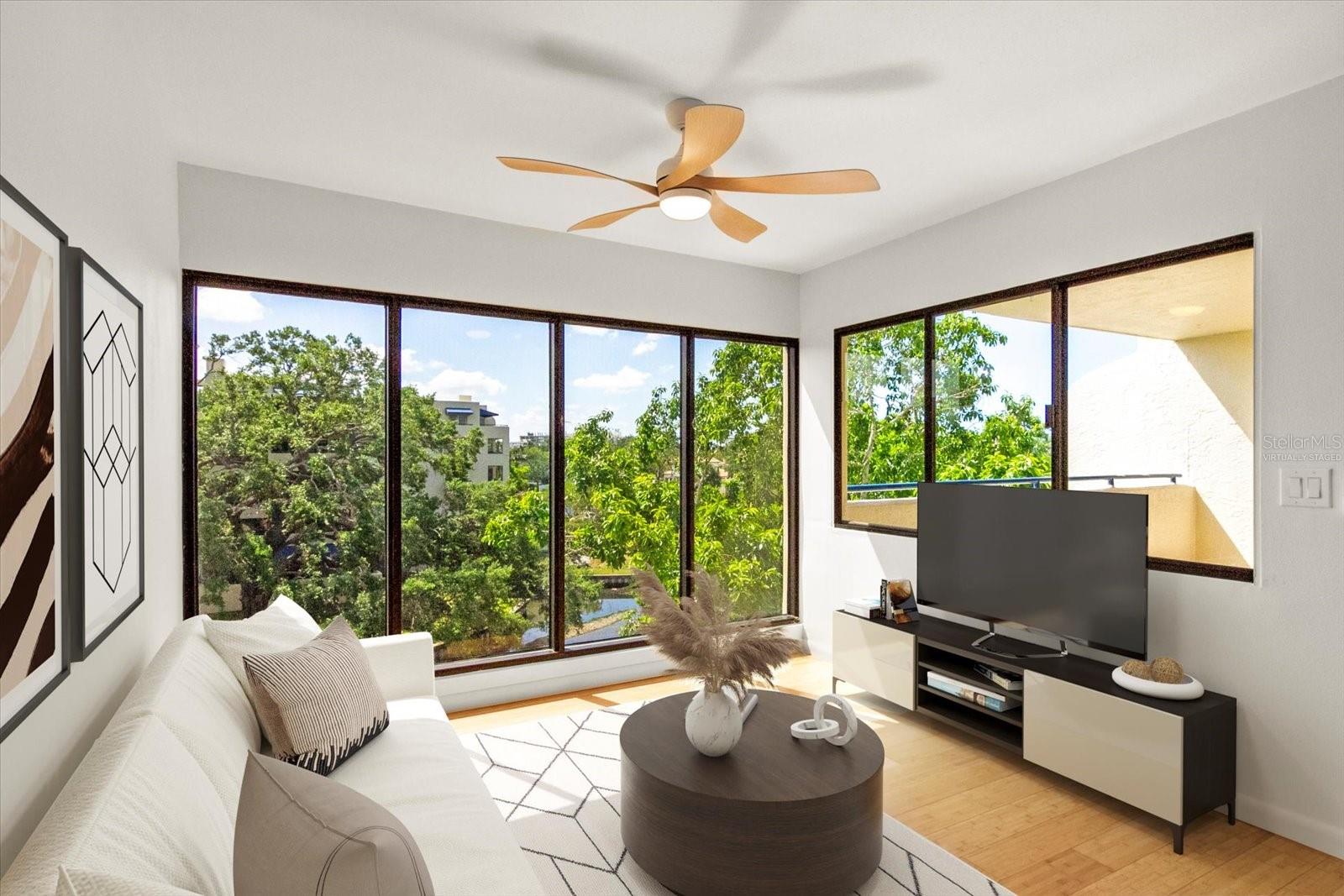 825 S OSPREY AVE #302, SARASOTA, FL, 34236
