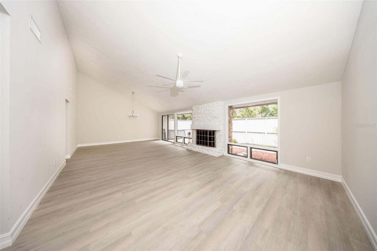 207 SWEET GUM WAY, LONGWOOD, FL, 32779
