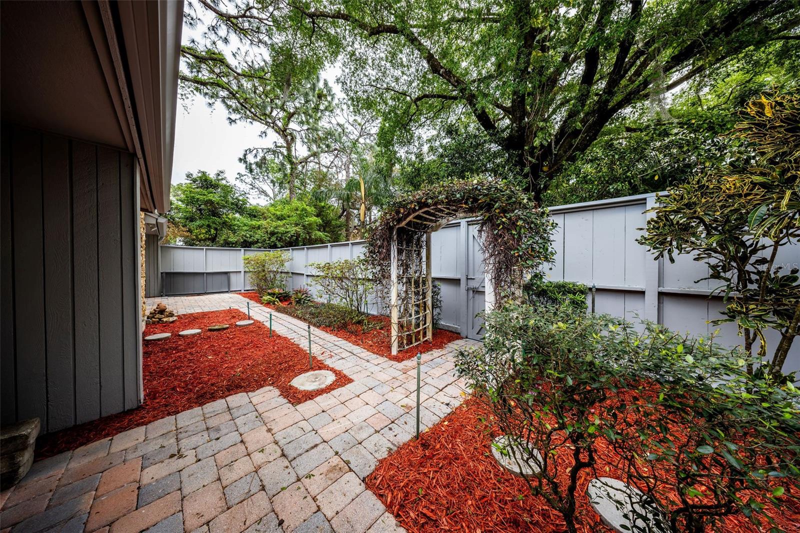 207 SWEET GUM WAY, LONGWOOD, FL, 32779