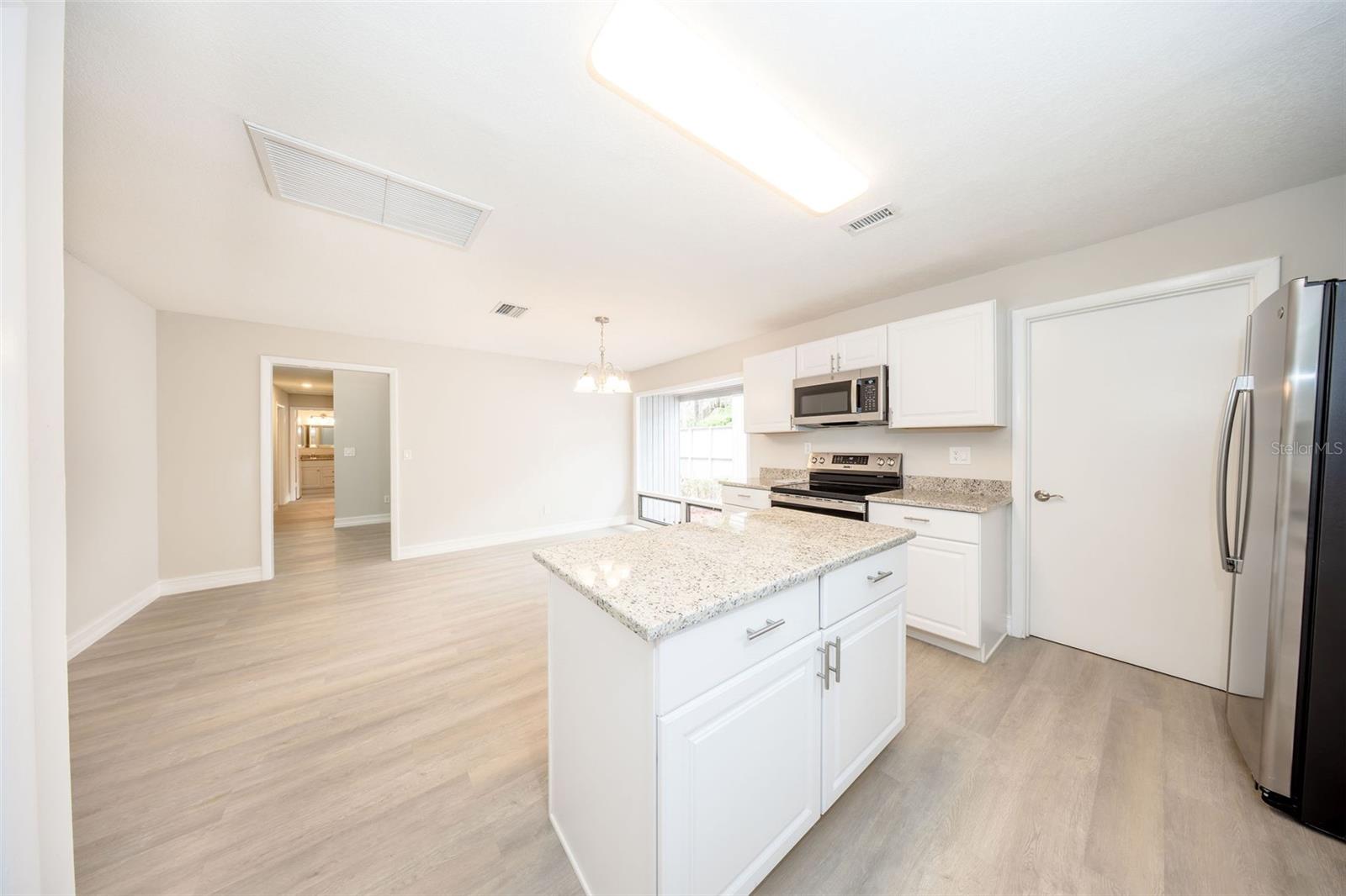 207 SWEET GUM WAY, LONGWOOD, FL, 32779