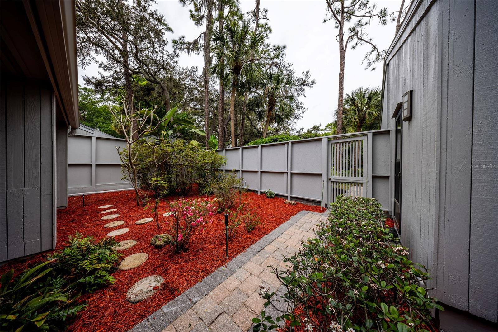 207 SWEET GUM WAY, LONGWOOD, FL, 32779