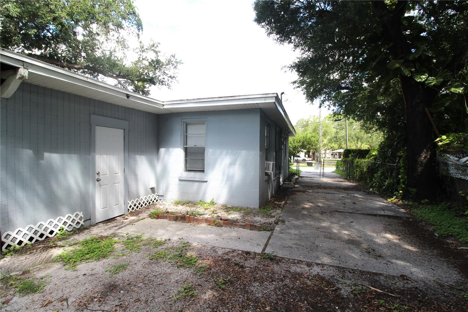 2066 7TH ST, SARASOTA, FL, 34237