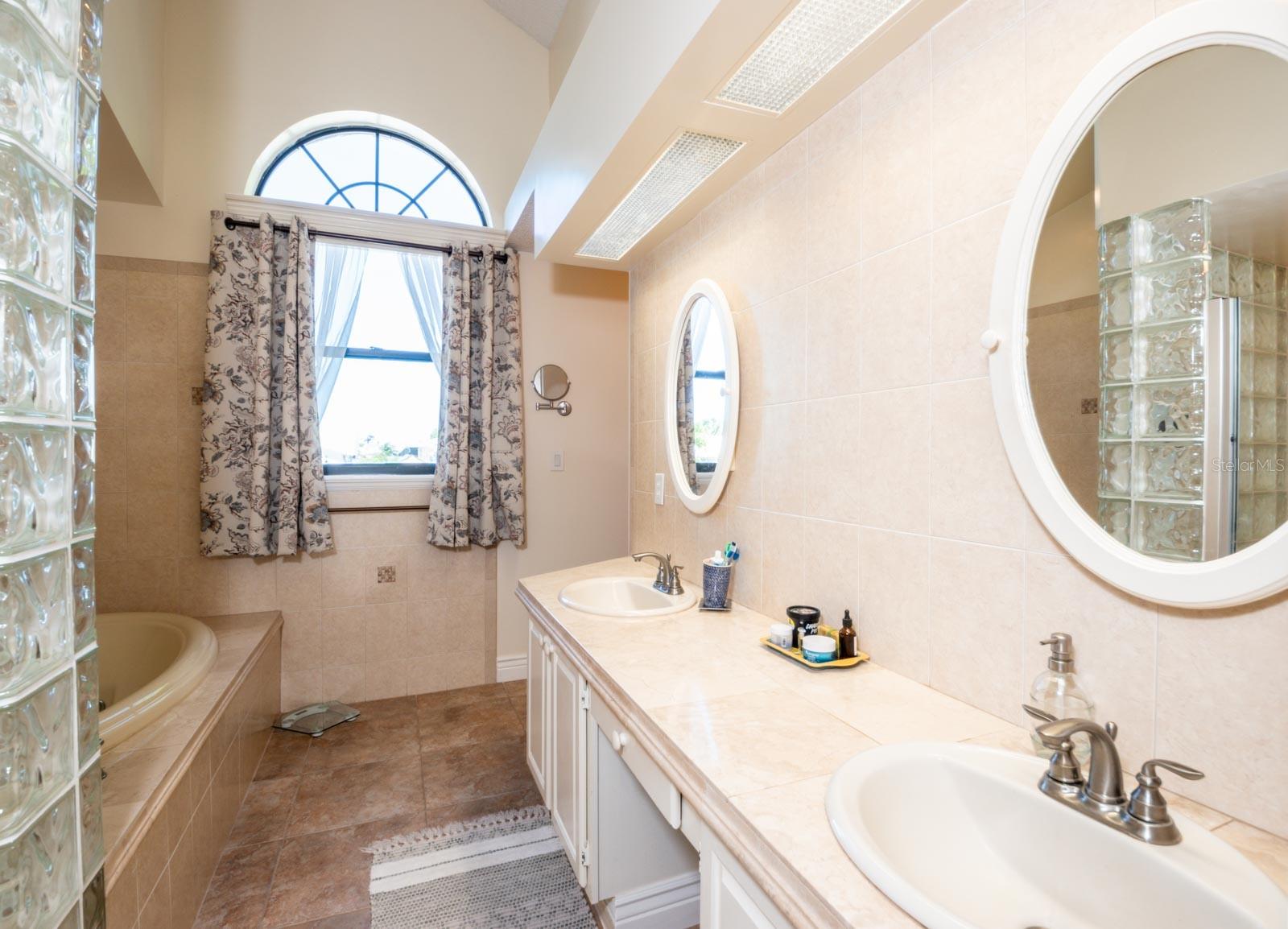 6505 BIMINI CT, APOLLO BEACH, FL, 33572