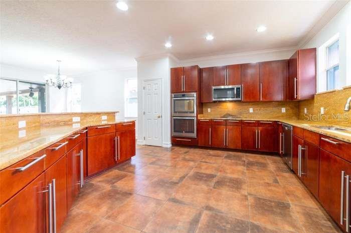 14443 GOLDEN RAIN TREE BLVD, ORLANDO, FL, 32828
