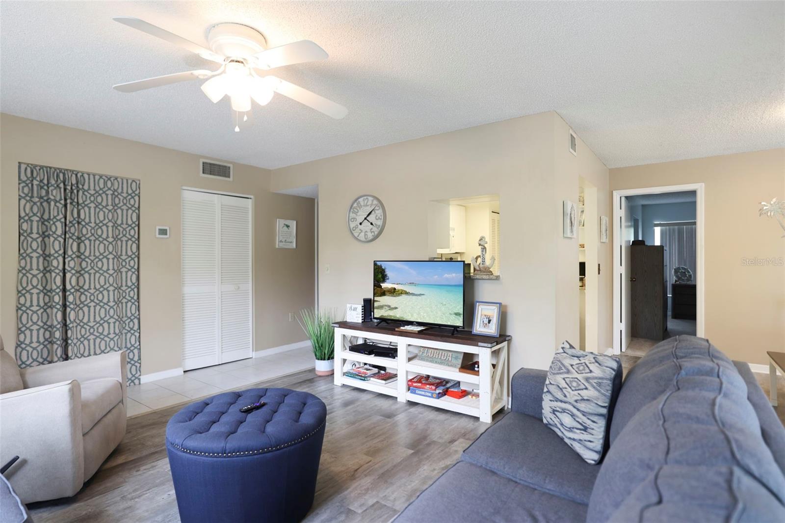 240 PROMENADE DR #104, DUNEDIN, FL, 34698
