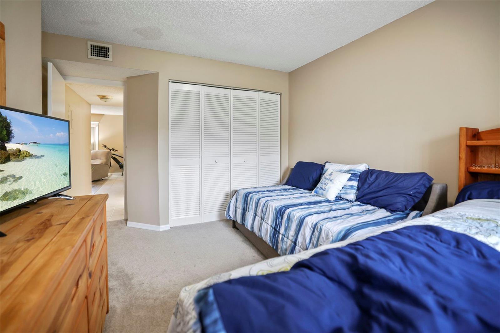 240 PROMENADE DR #104, DUNEDIN, FL, 34698