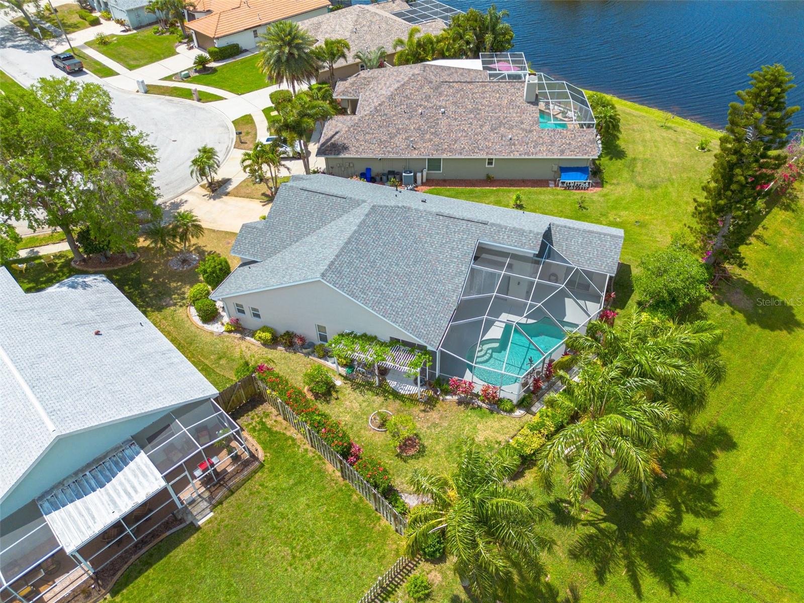 526 VILLAGE DR, TARPON SPRINGS, FL, 34689