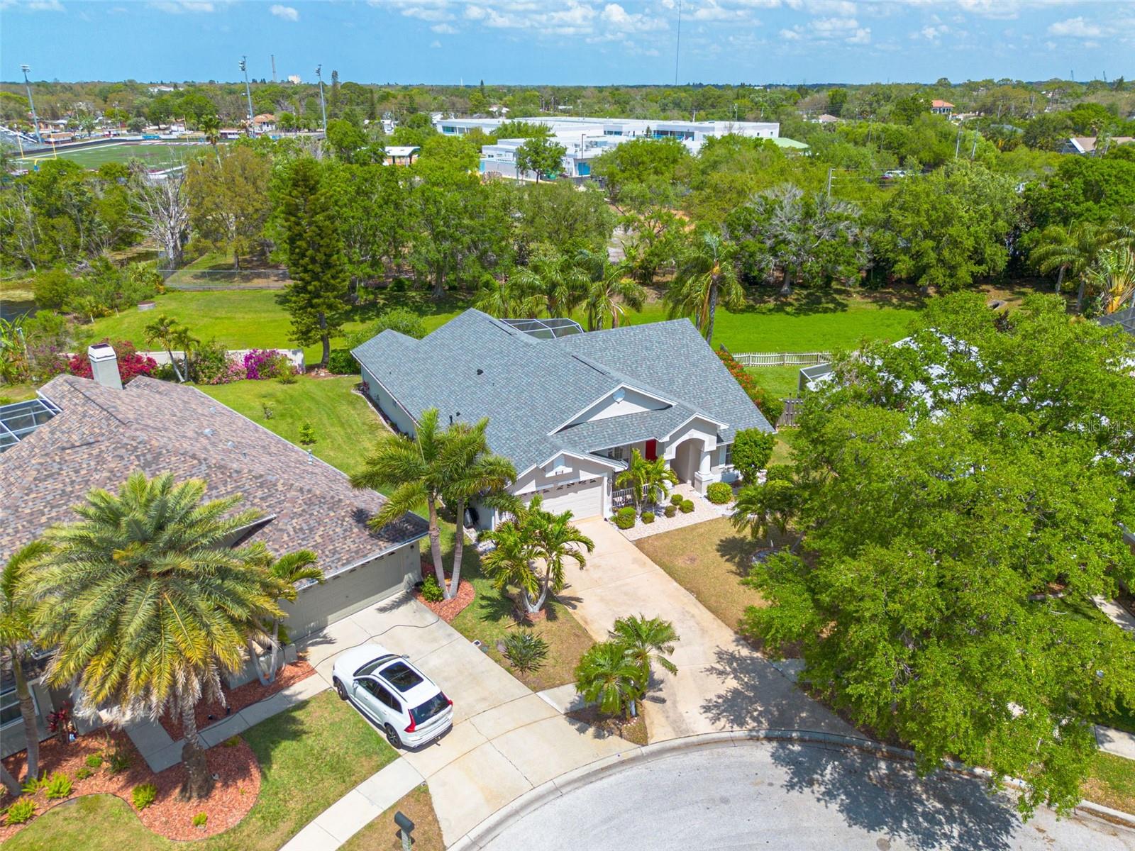 526 VILLAGE DR, TARPON SPRINGS, FL, 34689